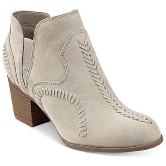 indigo rd. Shoes - Indigo Rd. Satori Western Block Heel Booties